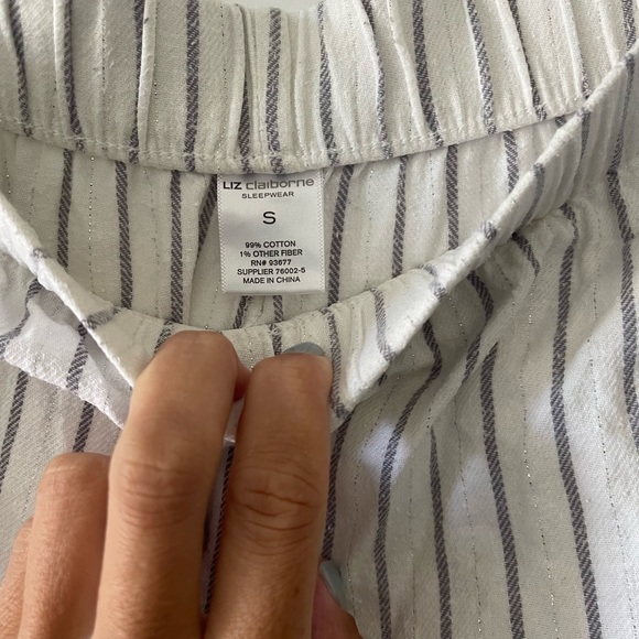 Liz Claiborne Pajama Set - Picture 5 of 6